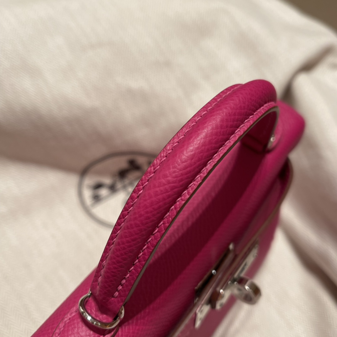 에르메스 미니 켈리백19 립스틱 은장 앱송